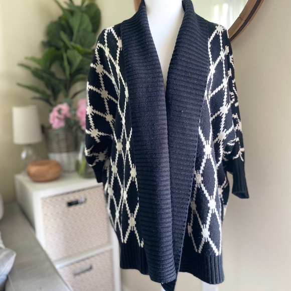 Luxe Sweaters - Luxe Black and Cream Trellis Cardigan (98)